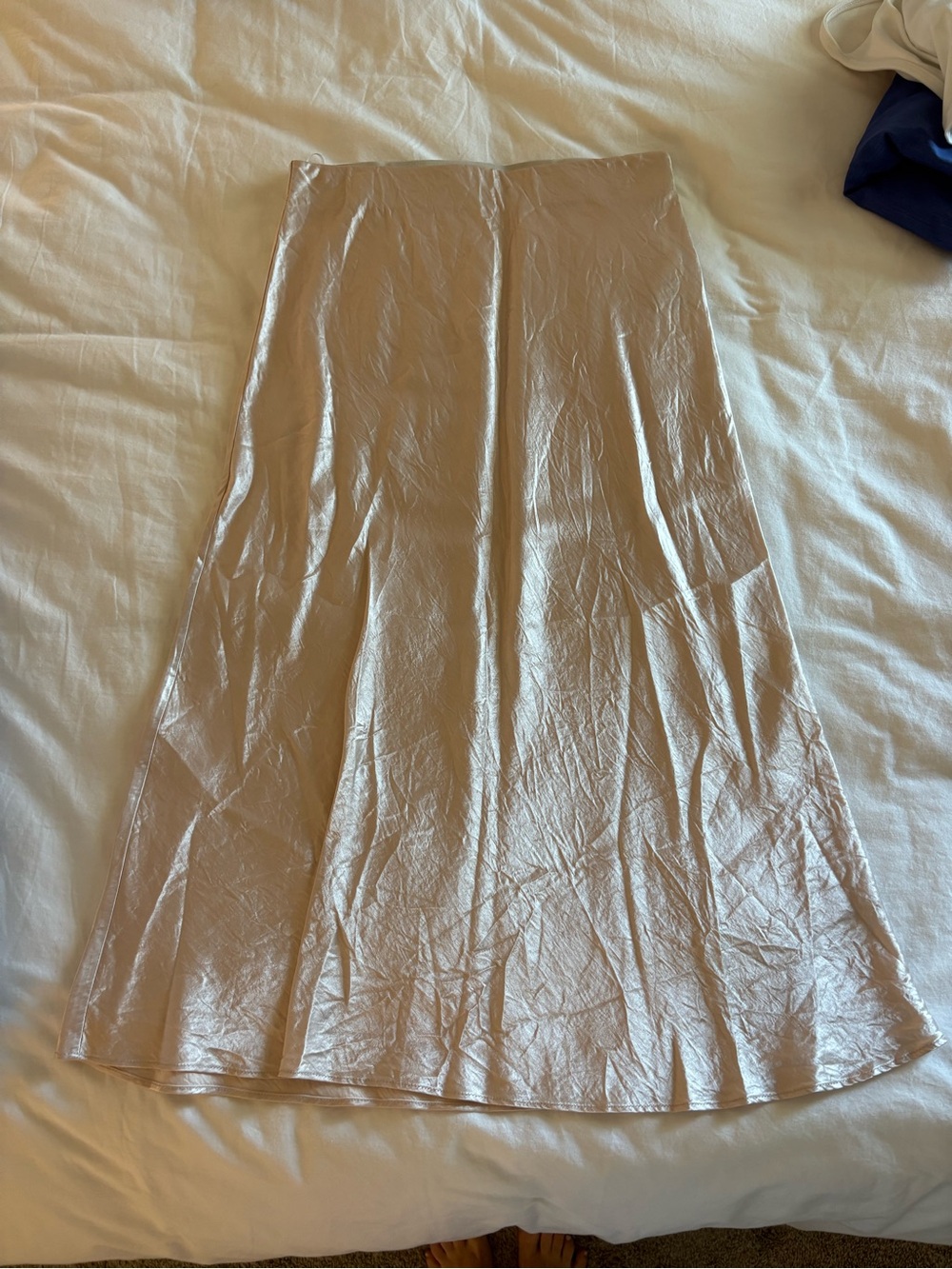 ARITZIA - Satin A-Line Midi Skirt in Champagne